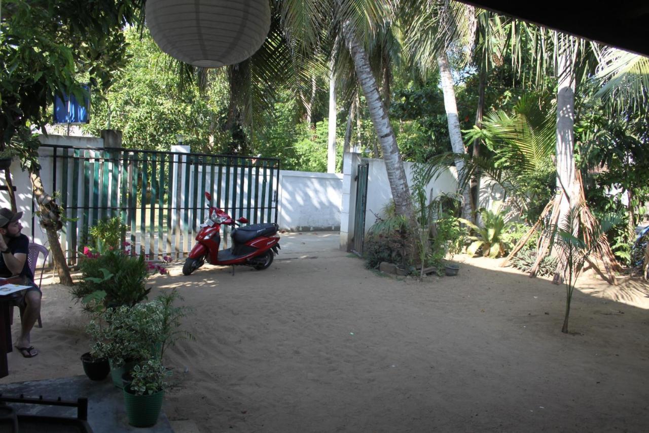 Chithra Homestay Tangalle Dış mekan fotoğraf